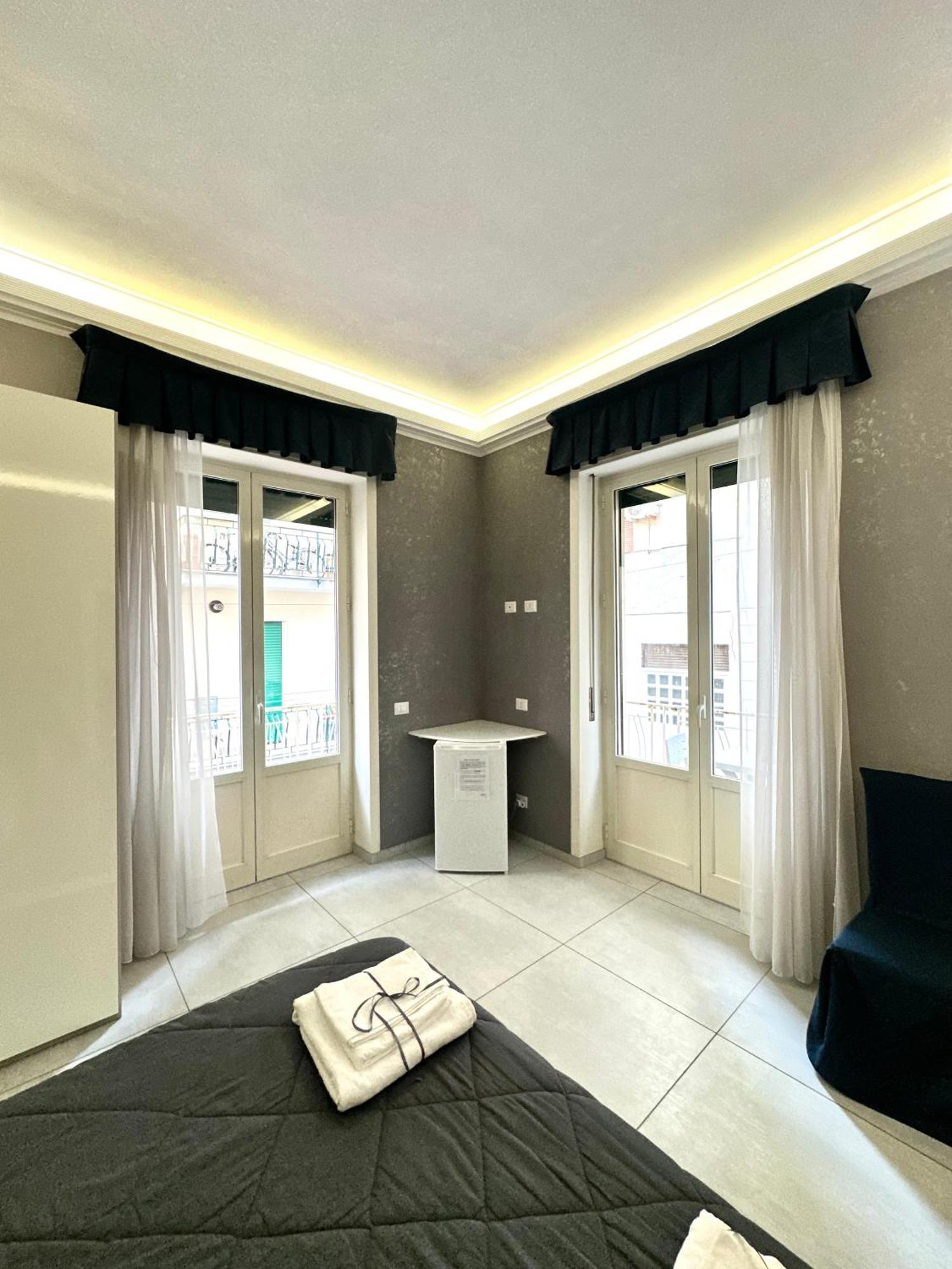 Tuttoincentro Bed and Breakfast Salerno Eksteriør billede